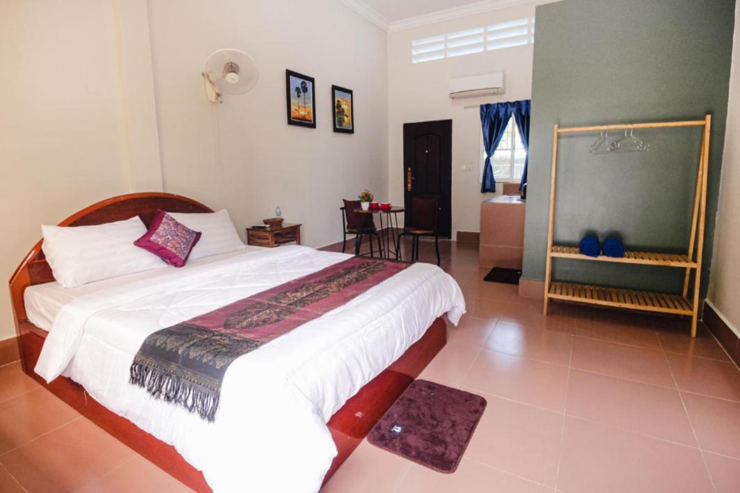 Lea'S Guesthouse And Restaurant Kampot Dış mekan fotoğraf
