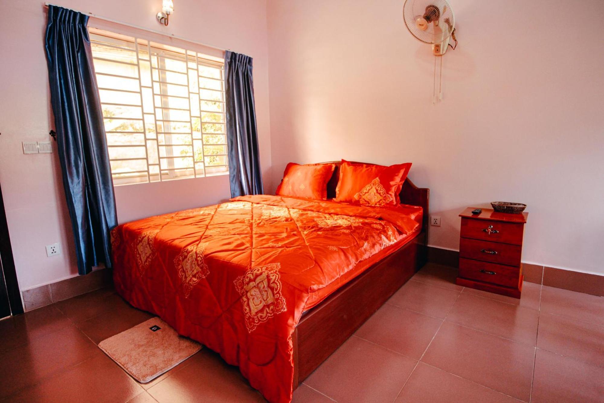Lea'S Guesthouse And Restaurant Kampot Dış mekan fotoğraf