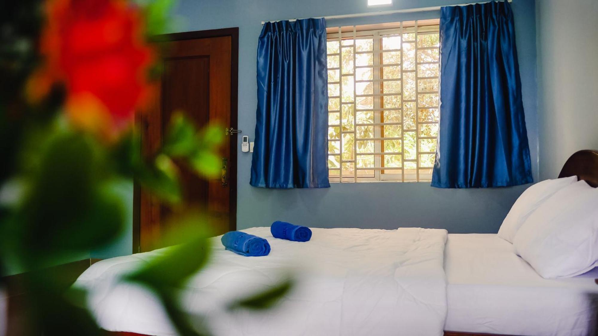 Lea'S Guesthouse And Restaurant Kampot Dış mekan fotoğraf